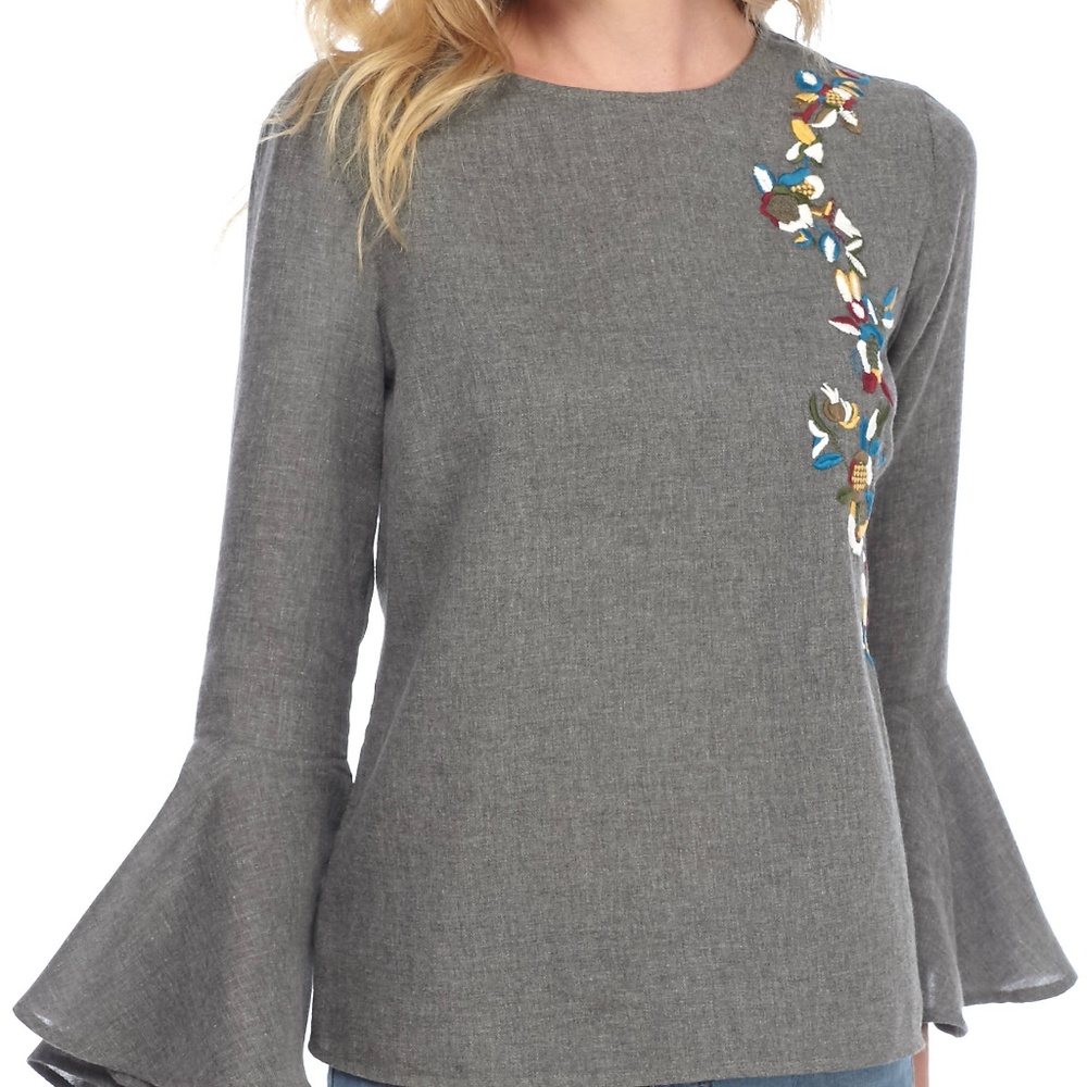 Grace Elements Grey Embroiderd Bell Sleeve Top L